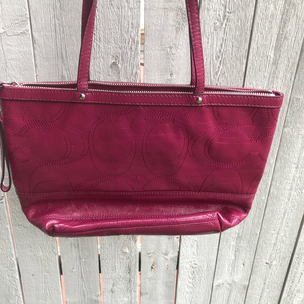 Coach purse - Picture 2 of 7